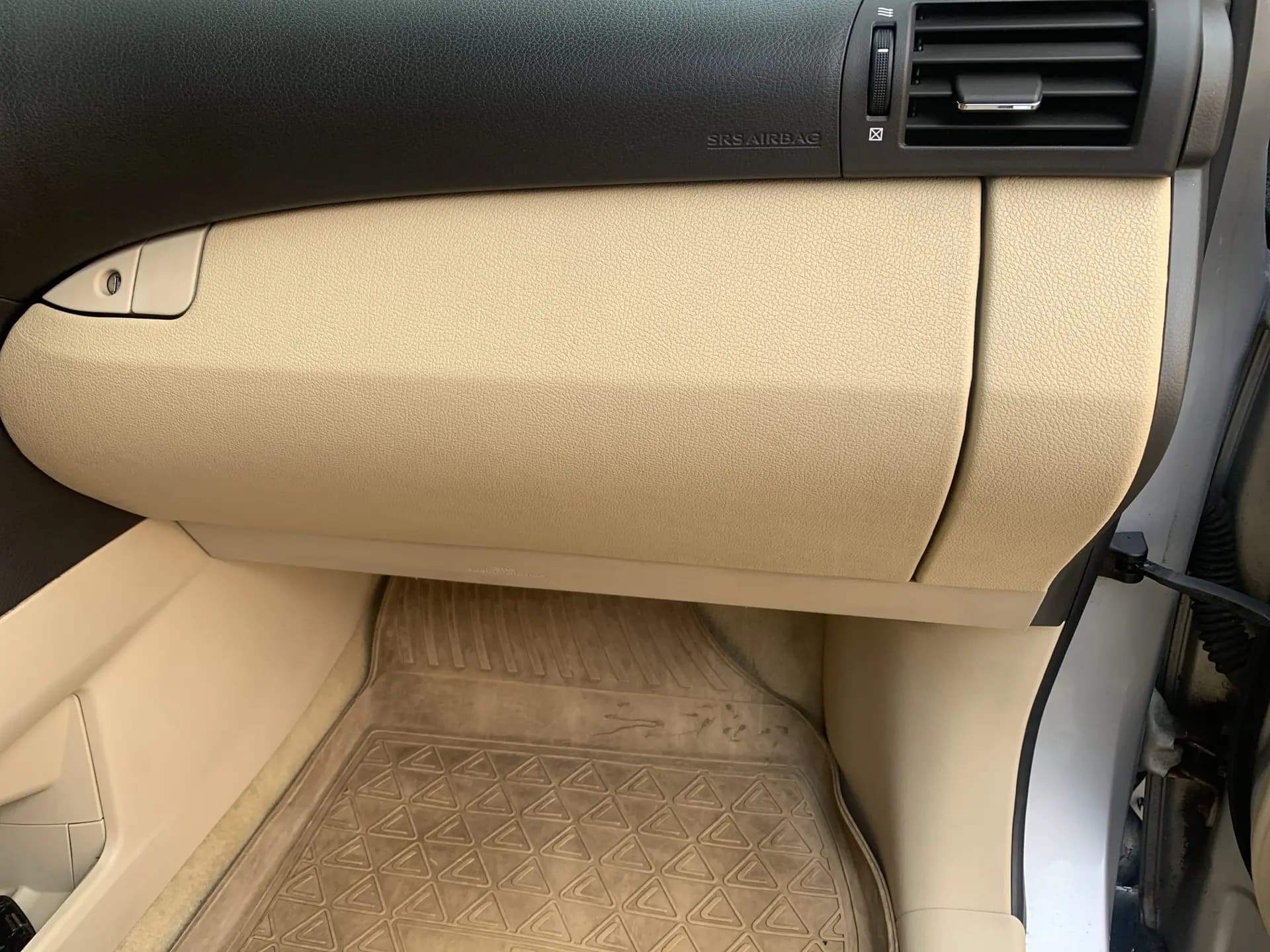 Перетяжка салона Lexus в автоателье Цех №13, после — фото 5