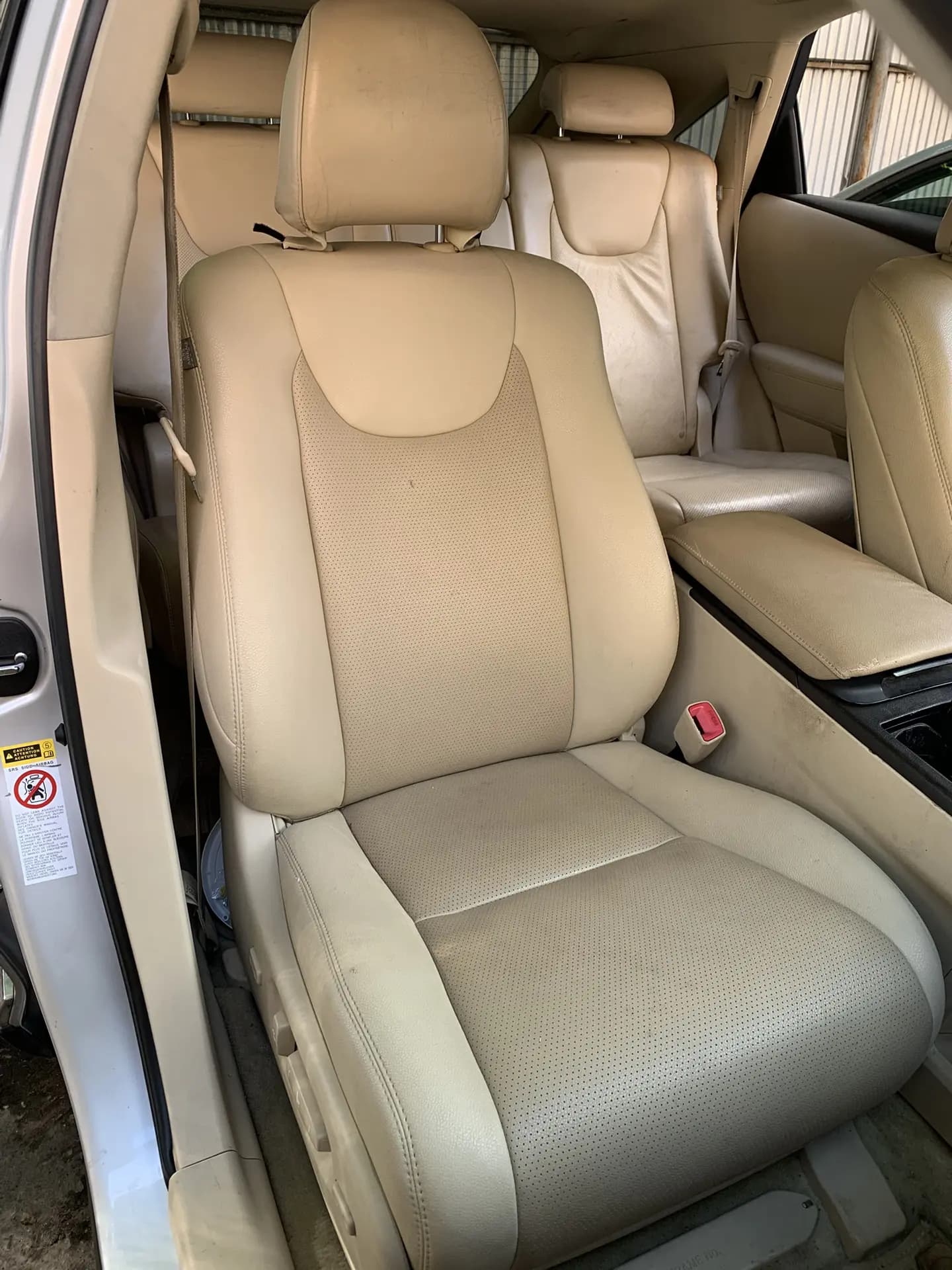 Перетяжка салона Lexus в автоателье Цех №13, до — фото 8